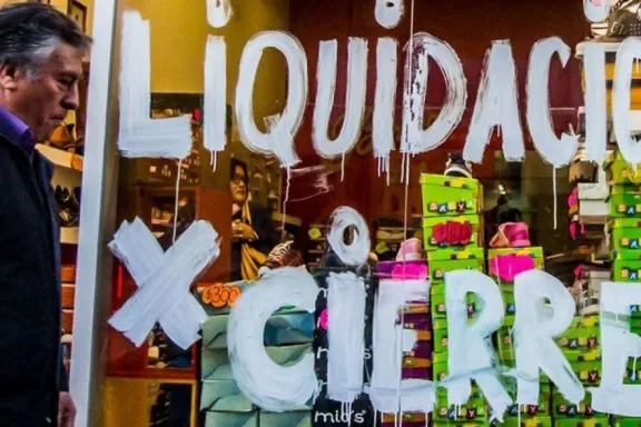 La inflación baja por el desplome del consumo y no porque mejore la económica real dice una economista
