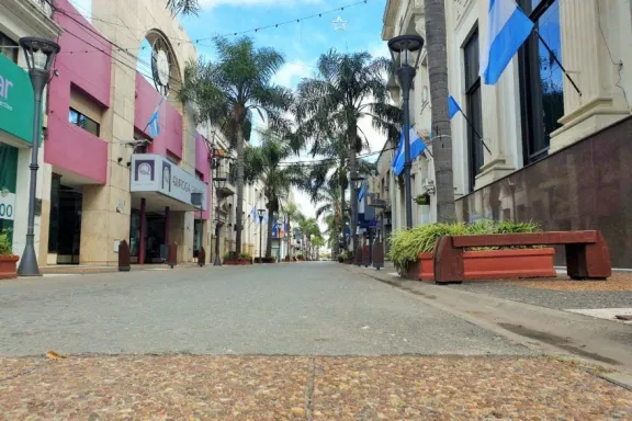 Trabajar mientras el país se paraliza: la otra cara del Mundial en Gualeguaychú