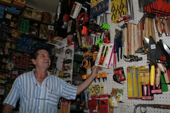 Las ventas minoristas pyme crecieron 0,9% interanual en junio