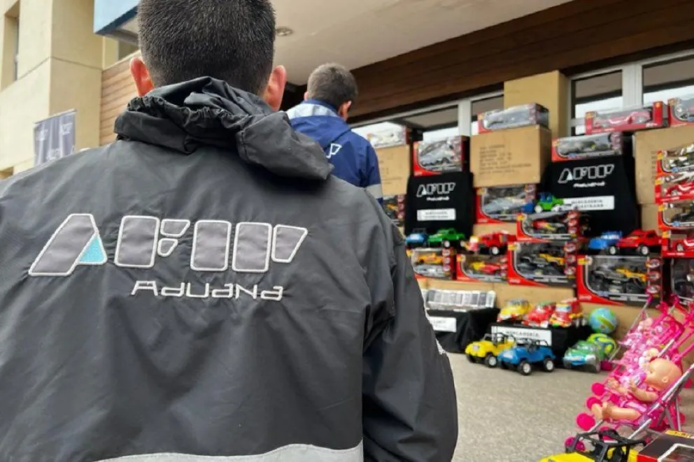 Aduana fue uno de los organismos que se encargó del reparto de mercaderías incautadas como donaciones.