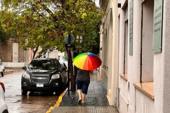 Se elevó el nivel de alerta por tormentas fuertes para toda la provincia