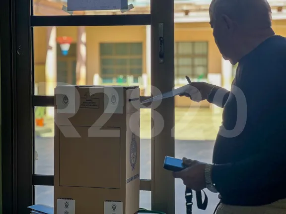 La Justicia le reconoció la ciudadanía argentina a un comerciante chino radicado en Oro Verde