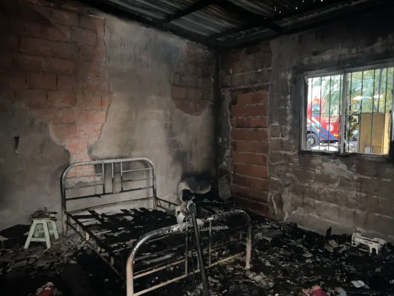 Identificaron al hombre denunciado por incendiar la casa de su ex pareja
