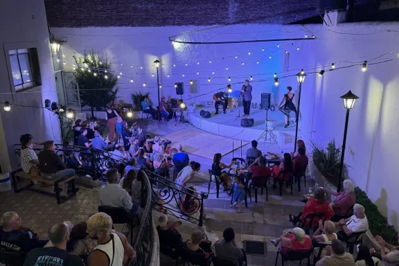 La Casa De Deken se vistió de tango con Memoria 2x4