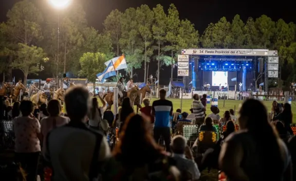 Gran convocatoria a la primera noche de la 34º edición de la Fiesta Provincial del Caballo