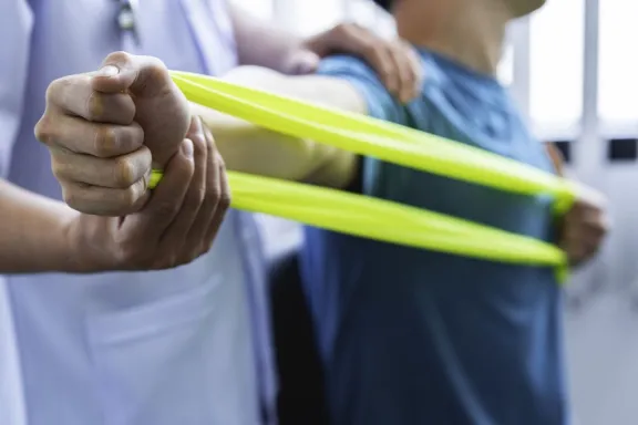 El Servicio de Kinesiologia del Centenario tiene 10 horas de turnos diarios