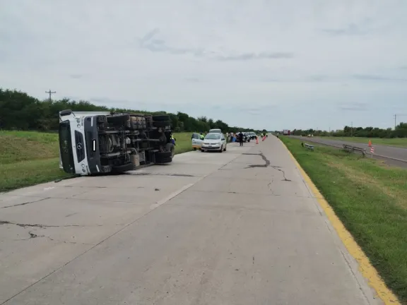 Choque y vuelco en la ruta 14 a pocos kilómetros de Gualeguaychú