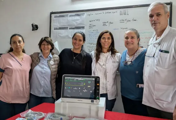 El Servicio de Neonatología del Hospital Centenario sumó un nuevo Monitor Multiparamétrico