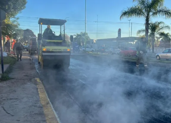 Comenzó el asfaltado en Boulevard Pedro Jurado y mañana estará abierto al tránsito