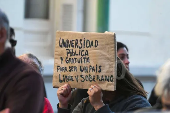 "La universidad pública es la inversión estratégica más importante para una nación"