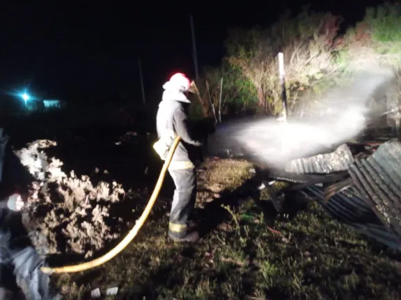 Un incendio afectó otra vivienda en la ciudad