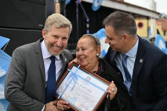 "Lo tomé como una caricia al alma": Silvia Videla, la mujer que convirtió el 25 de Mayo en la gran fiesta popular