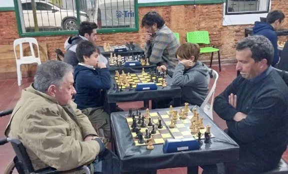 El Torneo Amateur de Racing llega a su definición este miércoles con el título en juego