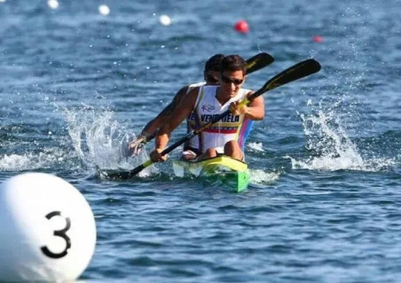 Contenedores con botes viajan desde Europa a Gualeguaychú para el mundial de canotaje