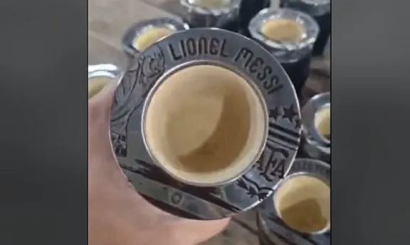 Un artesano de Gualeguaychú fabricó los mates para los jugadores de la Selección que irían al Mundial
