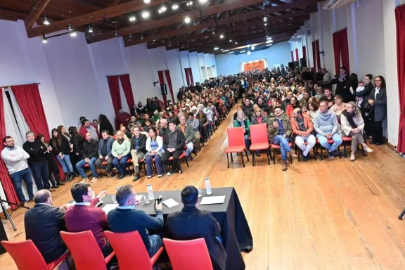 El Presupuesto Participativo fue presentado ante un Centro de Convenciones repleto