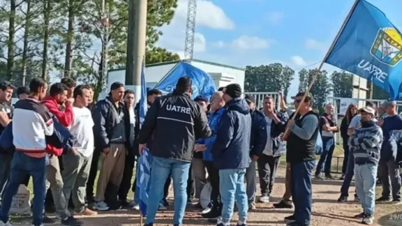 Granja Tres Arroyos: UATRE advierte que sus trabajadores están al horno
