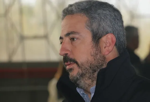 Martiarena defendió el sistema sanitario argentino y calificó de irracional el fallo que frenó las pulverizaciones en Colonia Ensayo