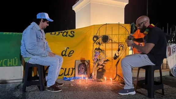 "Sus letras van a seguir siempre acá, en el corazón: el último adiós al Indio en los Obeliscos de la Costanera