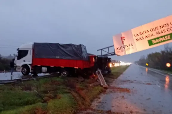 Habilitaron un carril de tránsito en la RN 12 a la altura de Ibicuy