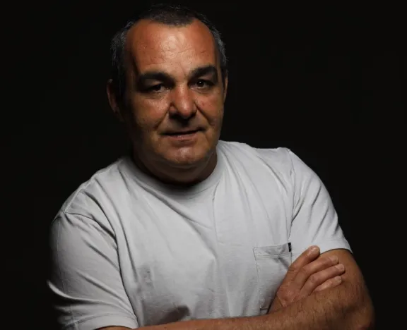 Cachilo Fernández, el eterno disc jockey de Gualeguaychú: hay que mirar la pista, verle la cara a la gente para tener éxito con la música