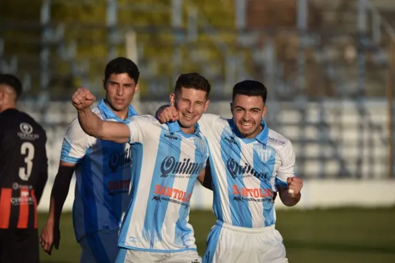 Fútbol local: Juventud goleó a Central y sumó otro éxito a su histórica racha de triunfos