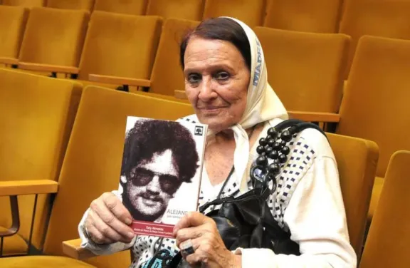 Taty Almeida fue "una luz" para Gualeguaychú, según Leticia Angerosa