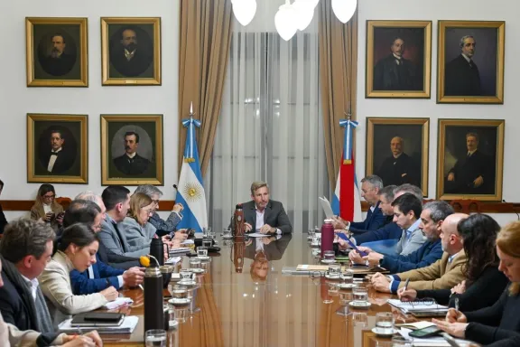 Obras, seguridad y actos por el 20 de junio se debatieron en la reunión de gabinete