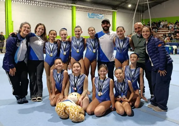 La gimnasia artística del Club de Pescadores se destacó en el Provincial con títulos por equipos y campeonas individuales