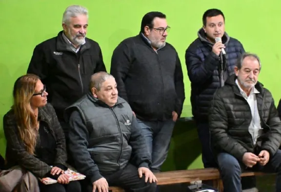 Desde la oposición piden "poner como prioridad a las familias entrerrianas"