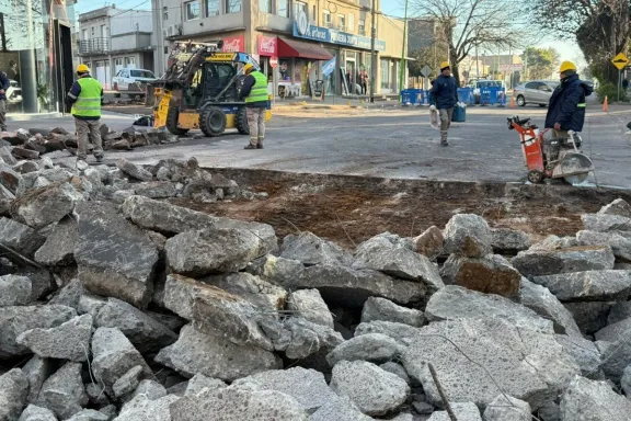 Comenzaron las obras en Primera Junta y Lestonnac: habrá corte total por al menos 15 días