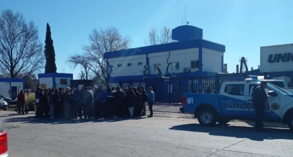 Unión Bat: prohibió el ingreso a los operarios e incumplió la conciliación obligatoria