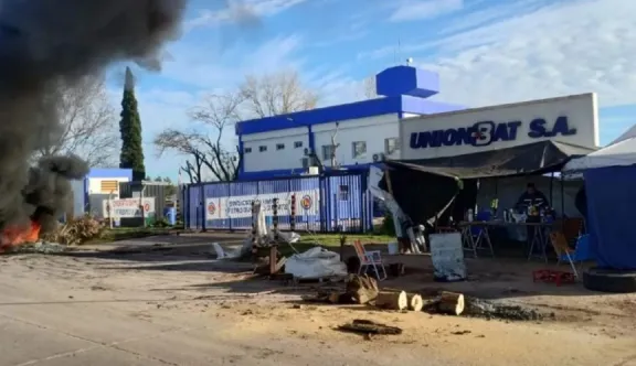 Tras la primera audiencia por Unión Bat, el gremio busca una negociación directa con la empresa para evitar los despidos