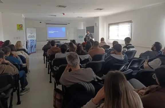 Siguen las capacitaciones en Emergencias hospitalarias con una ponencia sobre ACV