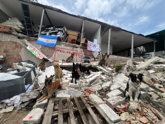 Bomberos de Gualeguay en Venezuela: "Impactado por la magnitud del desastre"