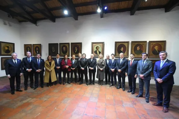 Frigerio participó en Tucumán del acto por el 210° aniversario de la Independencia junto a Milei