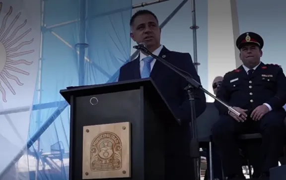 Davico llamó a bajar las rivalidades y construir una Argentina unida: el mensaje político detrás del discurso del 9 de Julio
