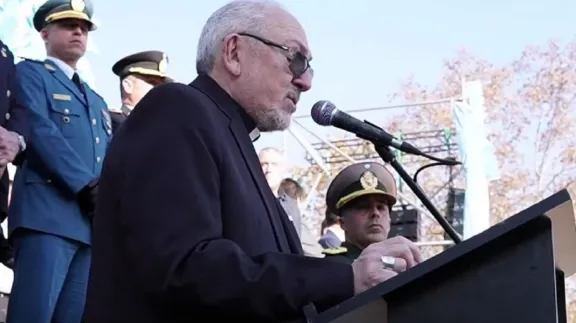 Monseñor Zordán pidió vestir el corazón de celeste y blanco y reclamó diálogo para reconstruir el bien común