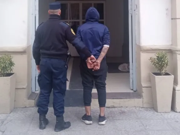 Detuvieron a un hombre por un robo ocurrido en bulevar Pedro Jurado