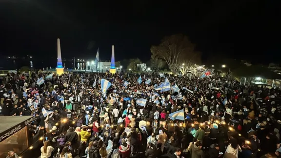 Euforia: Gualeguaychú festejó la victoria de Argentina y la clasificación a semis