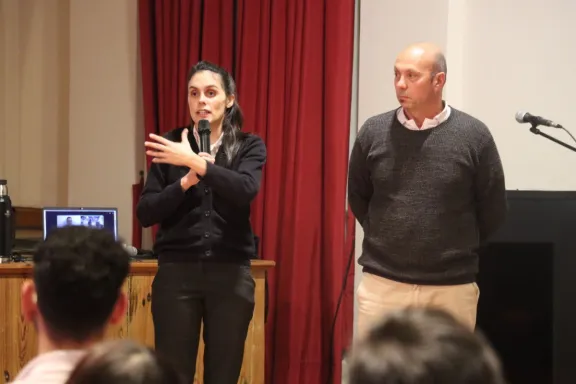 Emprendedores y comerciantes se capacitaron sobre estrategias de venta