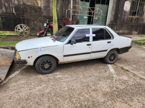 Secuestran un auto con irregularidades en su identificacion alfanumérica