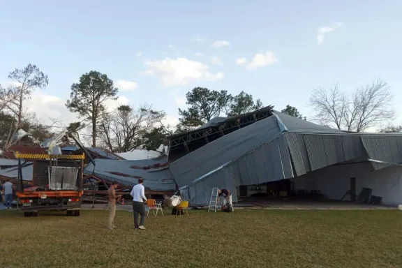 El Aero Club de Concordia quedó destruido por la tormenta