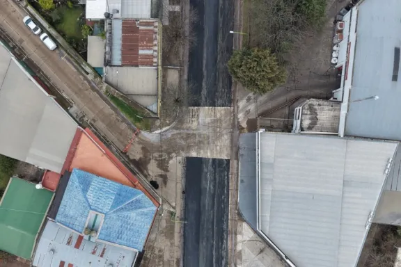 Rehabilitan el tránsito sobre avenida Primera Junta y Lestonnac
