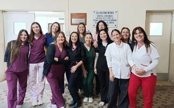 En su día, destacan la labor de quienes traen a la vida a los recién nacidos