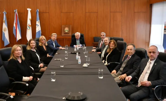 El STJ recibió al gobernador Frigerio por el presupuesto judicial de 2027