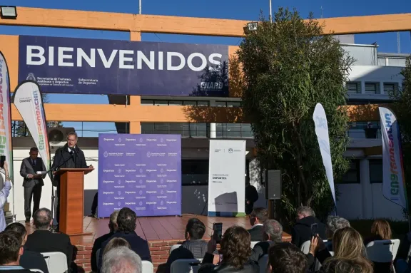 Scioli y Frigerio fueron parte del lanzamiento del Mundial de Canotaje Maratón Gualeguaychú 2026