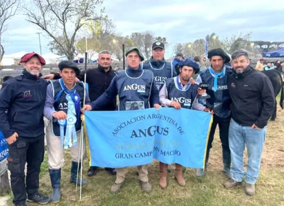 Ramón Díaz logró con "Los Ramones" su primer Gran Campeón Macho Angus