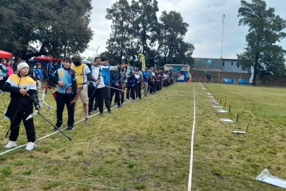 Gualeguaychú FATARCO archery tournament sees multiple local podium finishes
